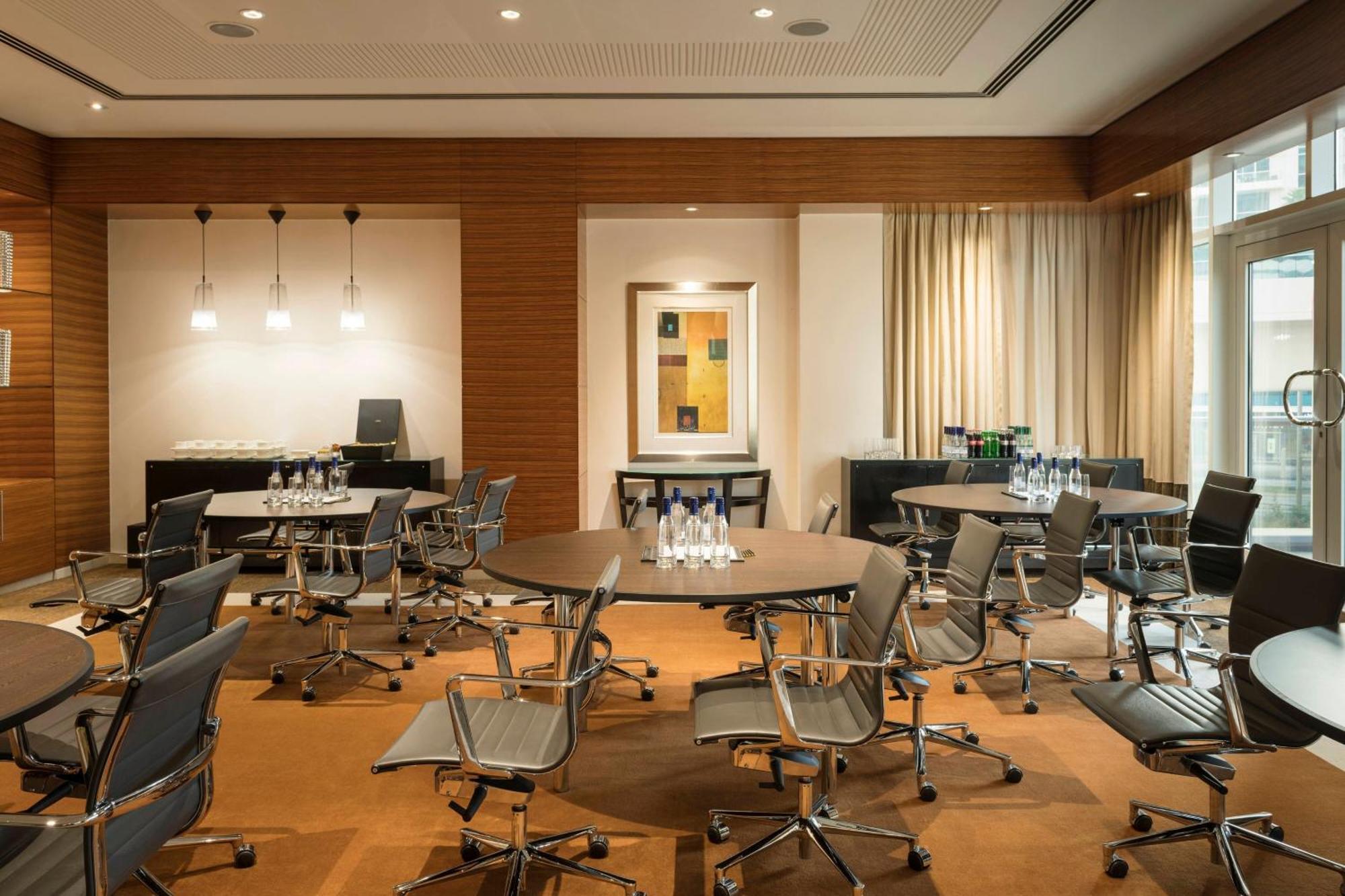 Grosvenor House, A Luxury Collection Hotel, Dubai Bagian luar foto Meeting room