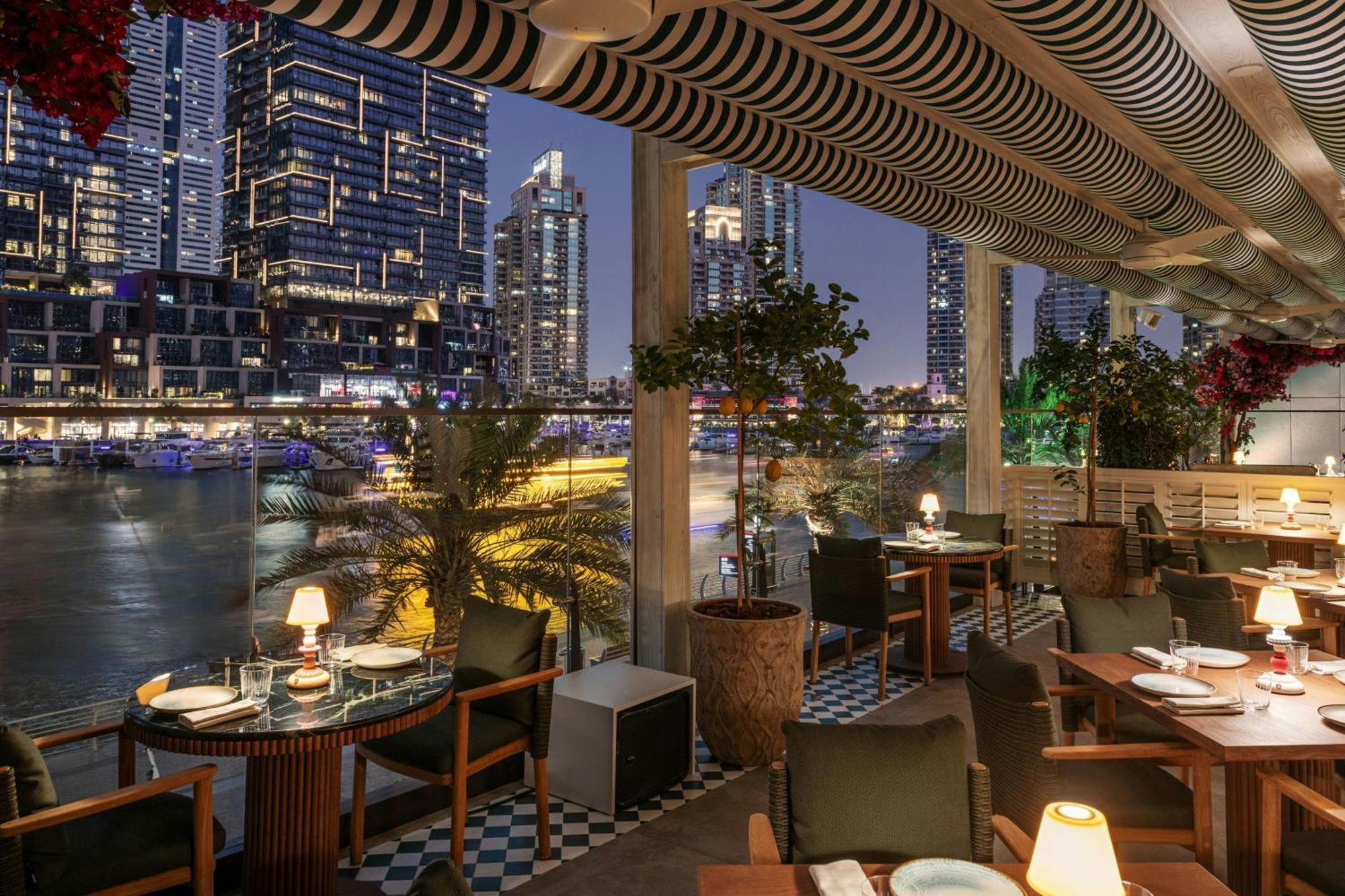 Grosvenor House, A Luxury Collection Hotel, Dubai Bagian luar foto The Pier Lounge